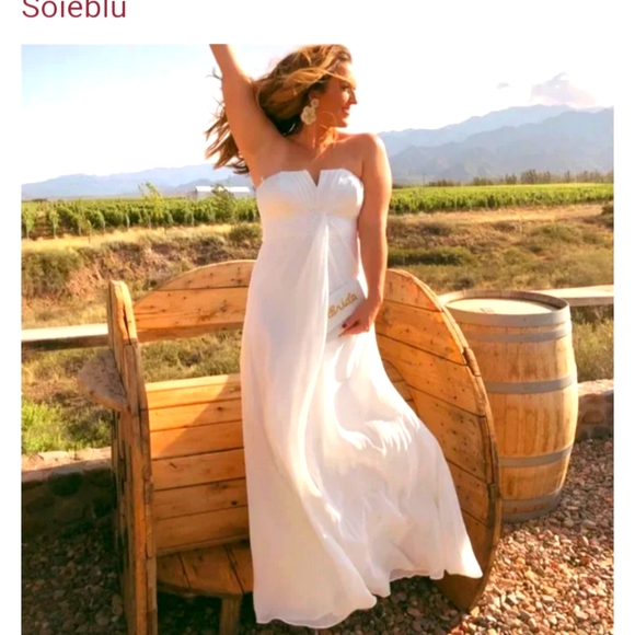 Soieblu Dresses & Skirts - New White Soieblu strapless maxi dress size small